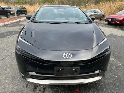Used 2023 Toyota Prius LE image 8