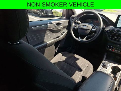 Certified 2024 Ford Escape Active AWD/4WD image 19