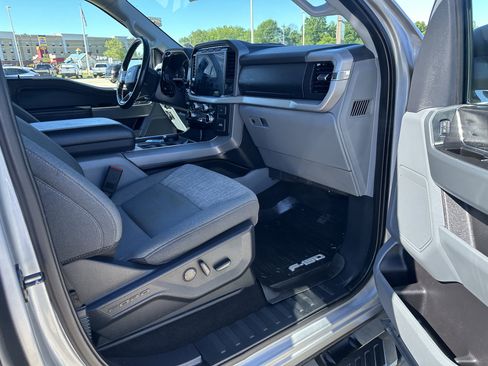Used 2022 Ford F150 XLT w/ Equipment Group 302A High AWD/4WD image 13