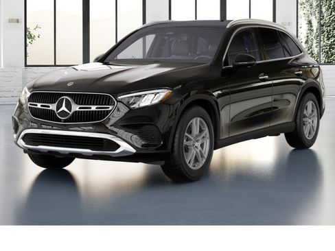 Used 2026 Mercedes-Benz GLC 300 4MATIC image 1