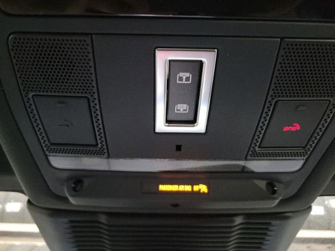 New 2025 Land Rover Discovery Sport Dynamic SE image 21