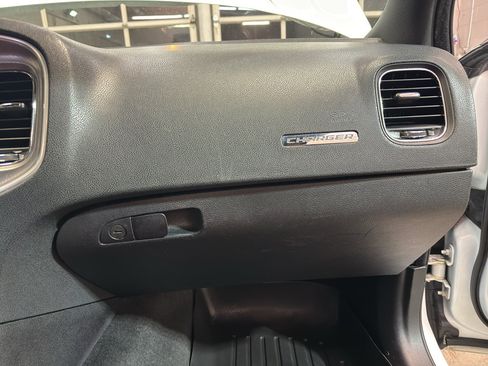 Used 2013 Dodge Charger R/T AWD/4WD image 23