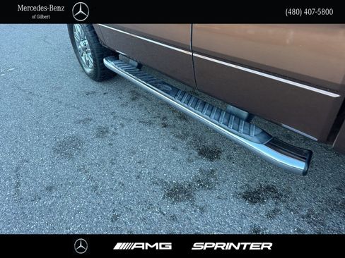 Used 2011 Ford F150 XLT w/ XLT Convenience Pkg image 9