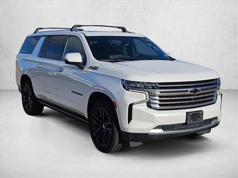 Used 2021 Chevrolet Suburban High Country w/ Premium Package AWD/4WD image 7