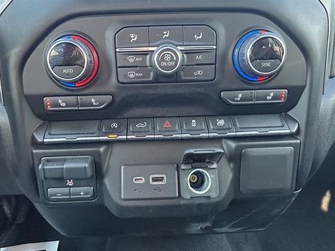 Used 2021 Chevrolet Silverado 1500 LT AWD/4WD image 24