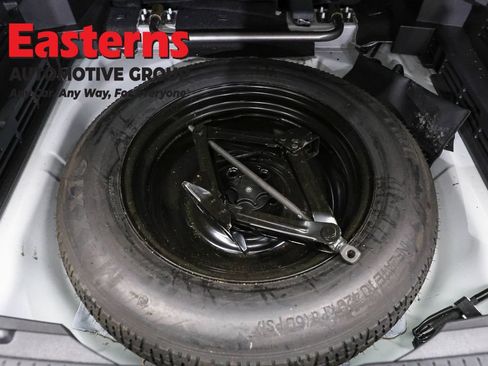 Used 2024 Nissan Rogue S AWD/4WD image 23