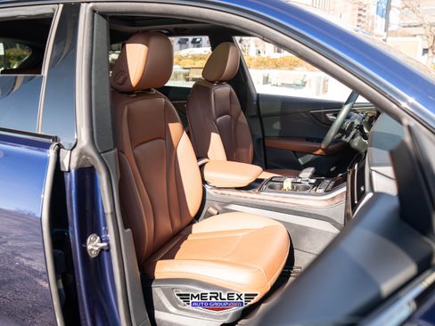 Used 2021 Audi Q8 Premium Plus image 17