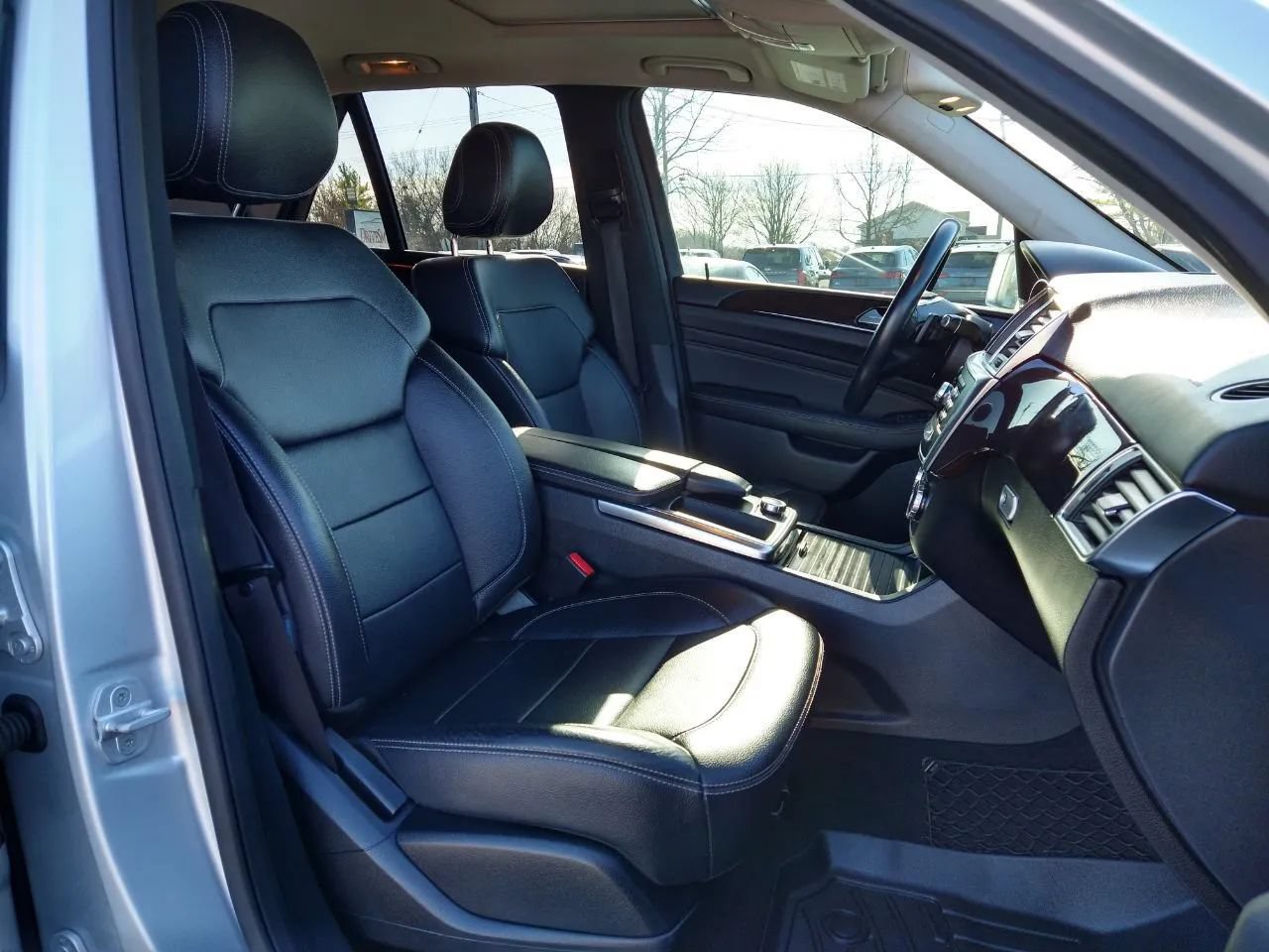Used 2015 Mercedes-Benz ML 350 4MATIC image 47