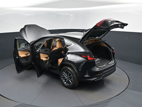 New 2026 Lexus NX 350 AWD w/ Premium Package image 2