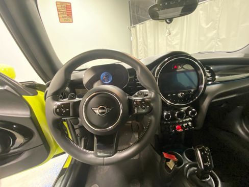 Certified 2023 MINI Cooper S image 3