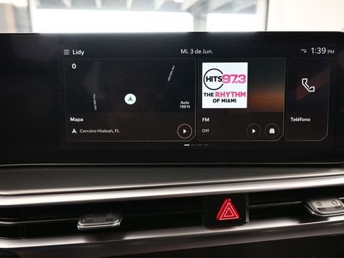 Used 2025 Kia Sorento S FWD image 21