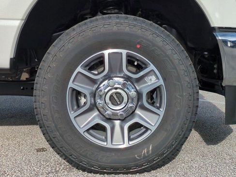 New 2026 Ford F350 Lariat w/ FX4 Off-Road Package image 11