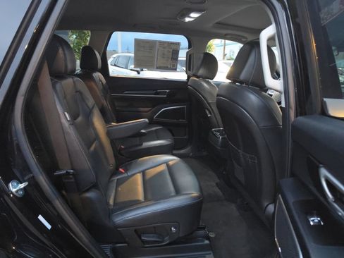 Used 2025 Kia Telluride S AWD/4WD image 16
