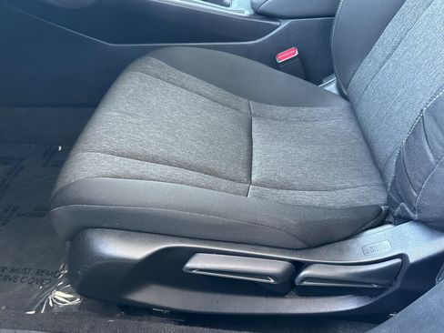 Certified 2025 Honda Accord LX image 15