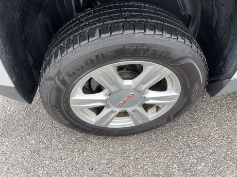 Used 2014 GMC Terrain SLE w/ Convenience Package image 15