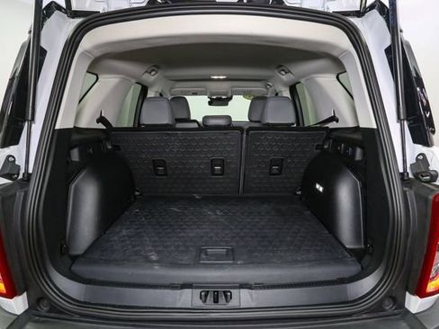 Used 2025 Ford Bronco Sport Badlands image 10