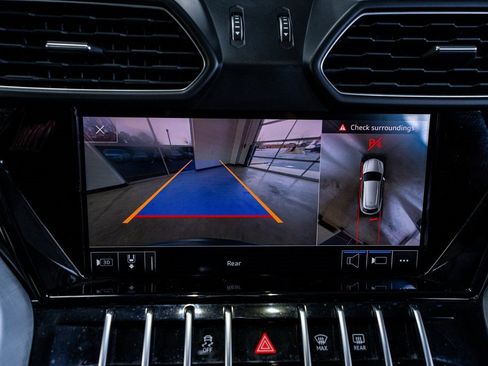 Used 2020 Lamborghini Urus image 54