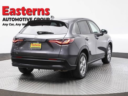 Used 2024 Honda HR-V LX image 5