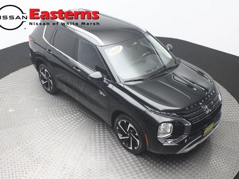 Used 2024 Mitsubishi Outlander SEL AWD/4WD image 3
