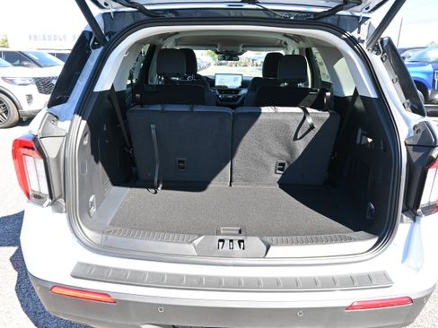 New 2026 Ford Explorer Active image 6