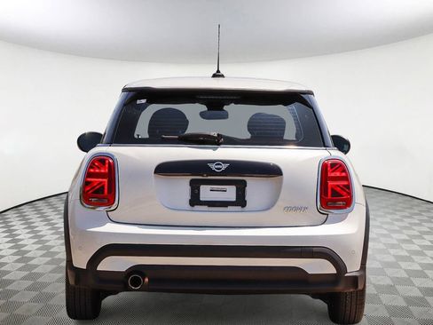 Used 2024 MINI Cooper 2-Door Hardtop FWD image 7