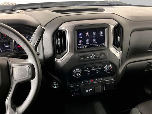 Used 2024 Chevrolet Silverado 2500 Custom w/ Custom Convenience Package AWD/4WD image 6