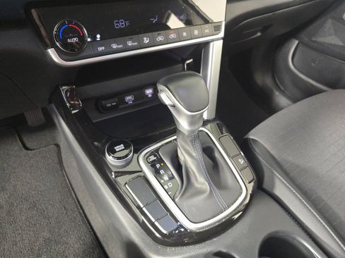 Used 2023 Kia Seltos S image 16