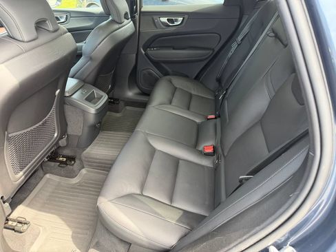 Used 2024 Volvo XC60 B5 Plus w/ Protection Package Premier AWD/4WD image 22