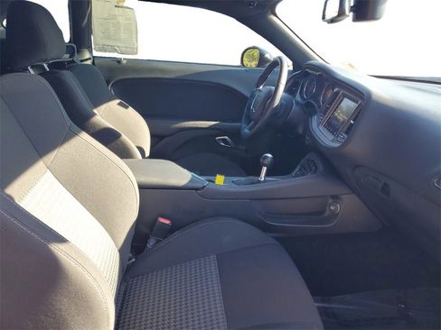 Used 2023 Dodge Challenger R/T image 15