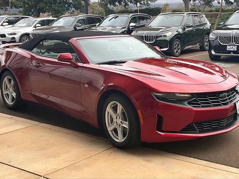 Used 2023 Chevrolet Camaro LT image 2