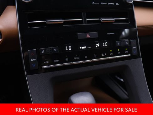 Certified 2021 Toyota Avalon Limited w/ Advanced Safety Package FWD image 6