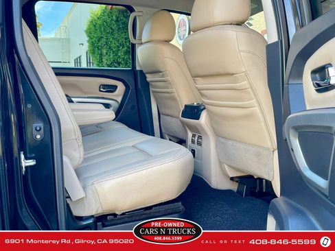 Used 2016 Nissan Titan SL RWD image 13