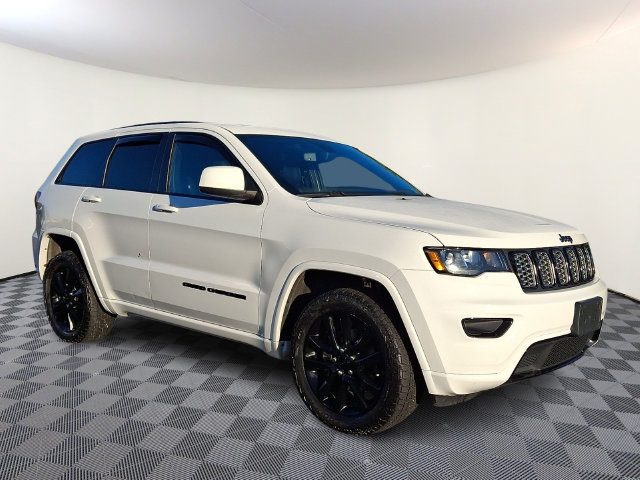 Used 2020 Jeep Grand Cherokee Altitude AWD/4WD image 1