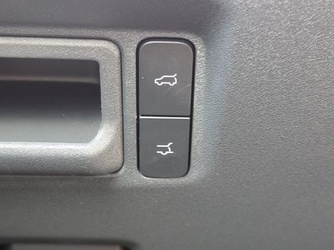 Used 2025 Ford Expedition Active RWD image 18