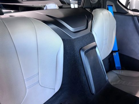 Used 2015 BMW i8 image 15