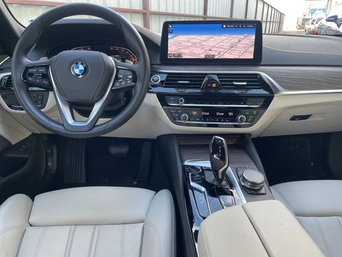 Certified 2023 BMW 540i w/ Premium Package image 11