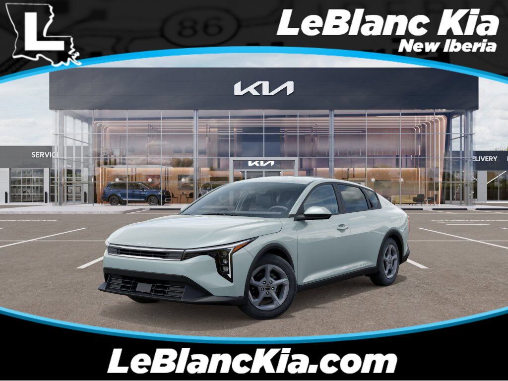 New 2025 Kia K4 FWD image 1