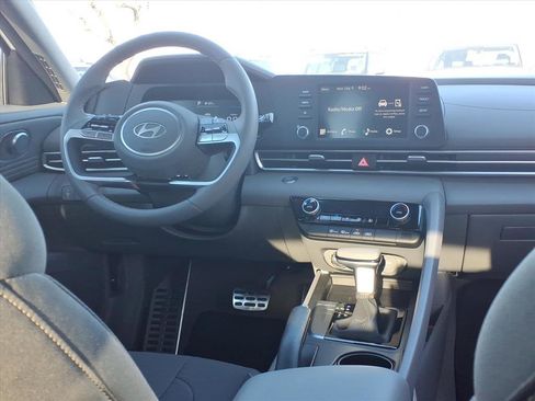 New 2026 Hyundai Elantra Sport image 10