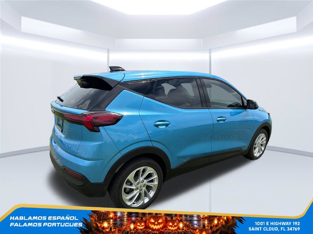 New 2027 Chevrolet Bolt LT FWD image 5