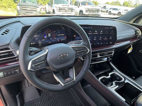 New 2026 Chevrolet Traverse Z71 w/ Driver Confidence Package AWD/4WD image 20