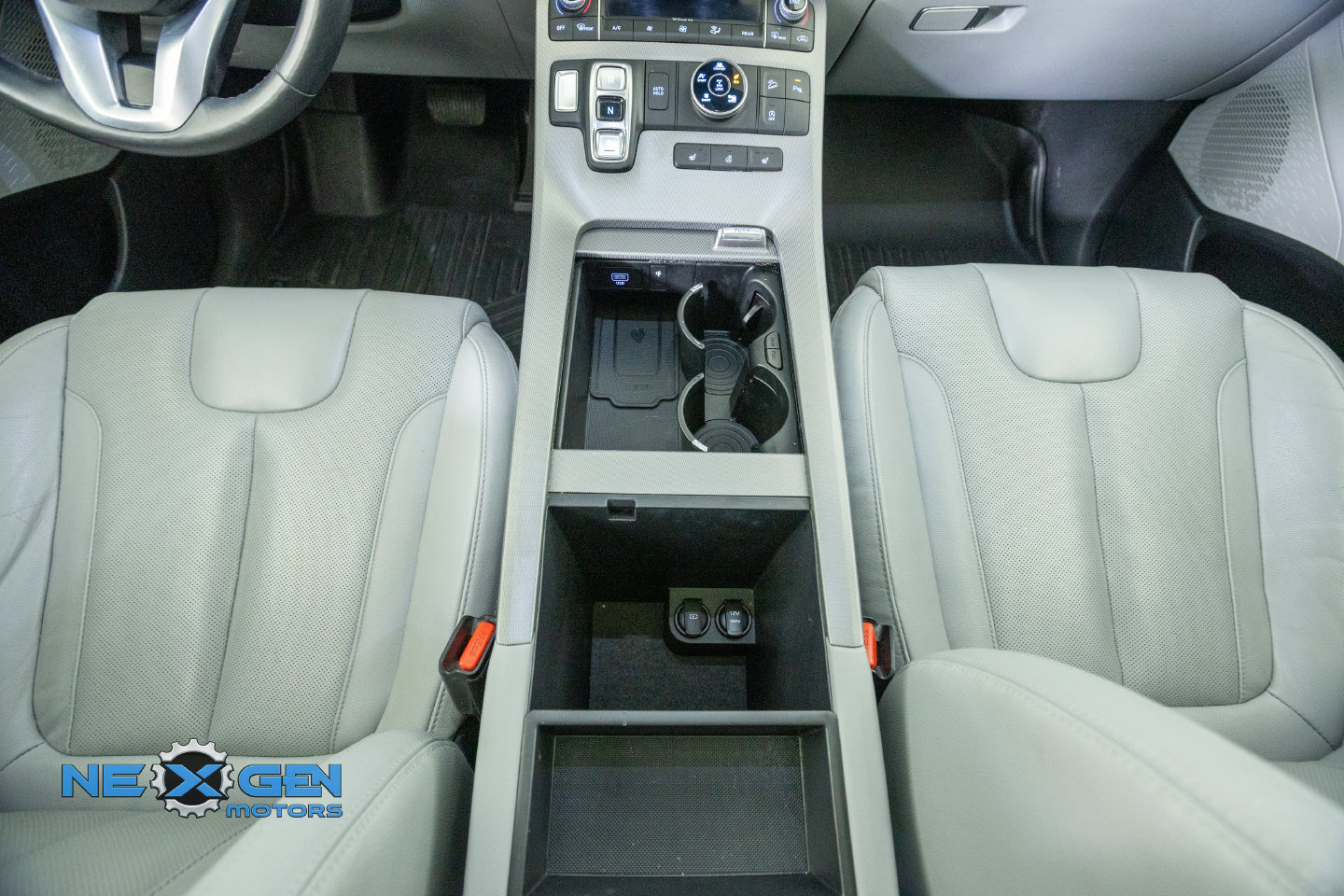 Used 2022 Hyundai Palisade SEL w/ 8P Bench Seat Package AWD/4WD image 33