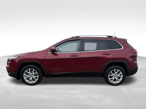 Used 2015 Jeep Cherokee Latitude FWD image 12