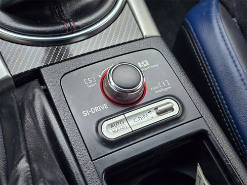 Used 2015 Subaru WRX STI Launch Edition image 26