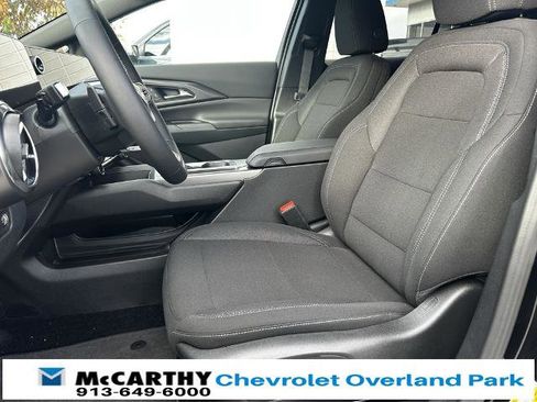 New 2026 Chevrolet Equinox EV LT w/ Comfort Package image 17