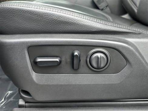 Used 2019 GMC Sierra 1500 Denali w/ Driver Alert Package II image 15