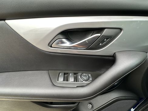 Used 2022 Chevrolet Blazer LT image 9