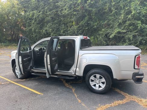 Used 2016 GMC Canyon SLE w/ SLE Convenience Package image 24