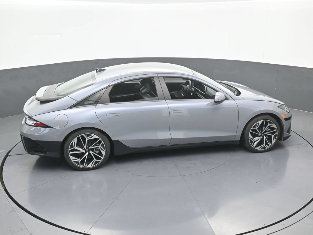 Used 2025 Hyundai Ioniq 6 SEL RWD image 50