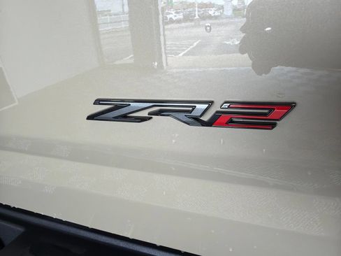 Used 2022 Chevrolet Colorado ZR2 AWD/4WD image 7