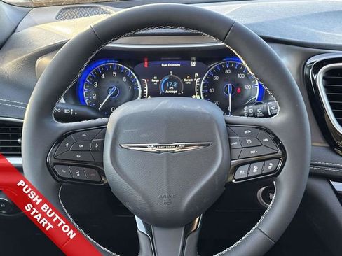 New 2026 Chrysler Pacifica Select w/ S Appearance Package image 9